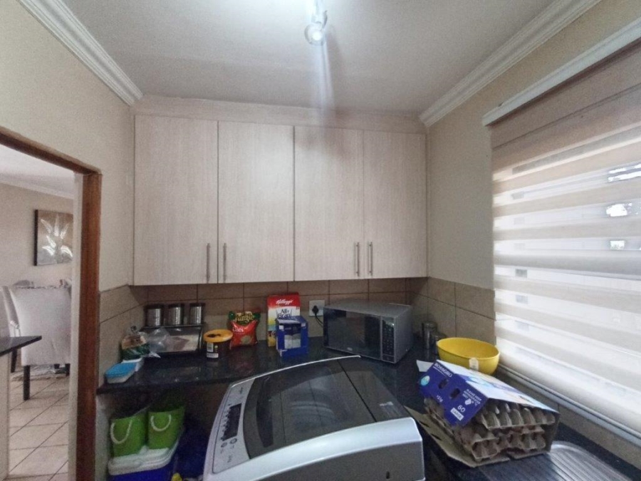 3 Bedroom Property for Sale in Vanderbijlpark SE 8 Gauteng