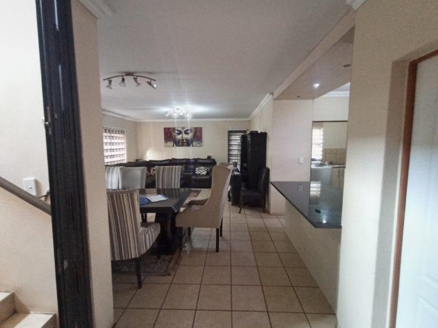 3 Bedroom Property for Sale in Vanderbijlpark SE 8 Gauteng