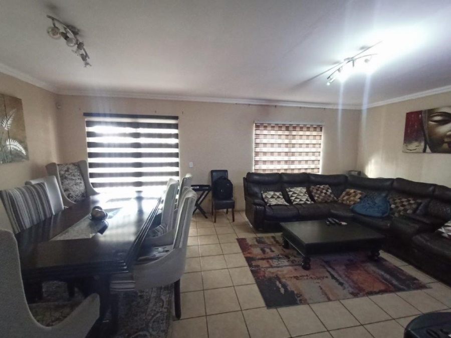 3 Bedroom Property for Sale in Vanderbijlpark SE 8 Gauteng