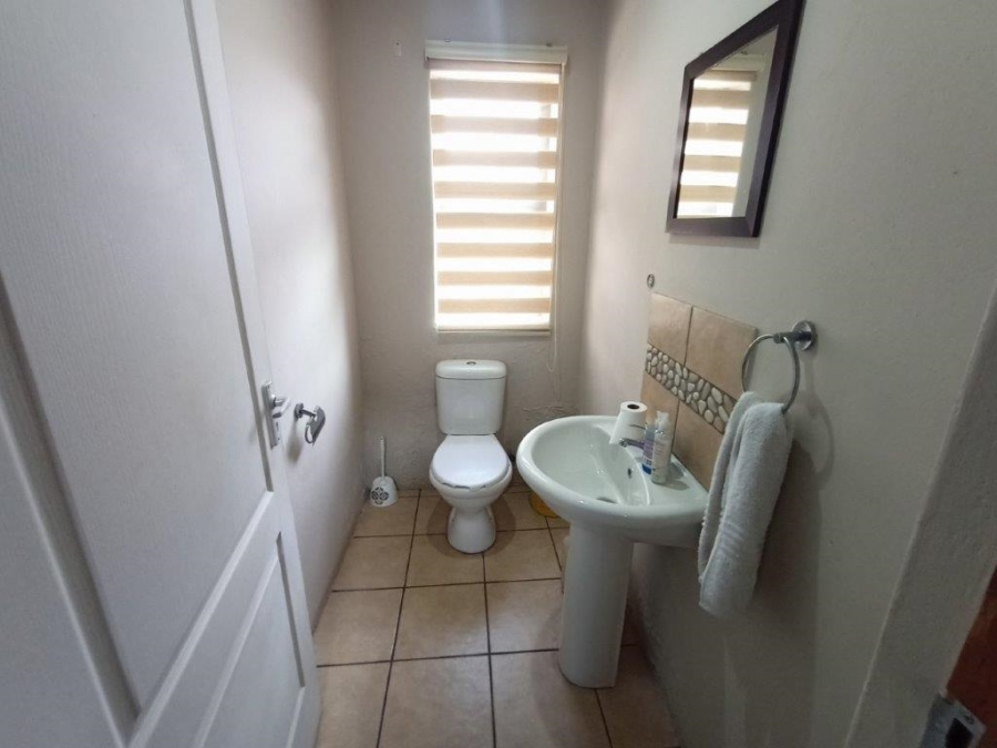 3 Bedroom Property for Sale in Vanderbijlpark SE 8 Gauteng