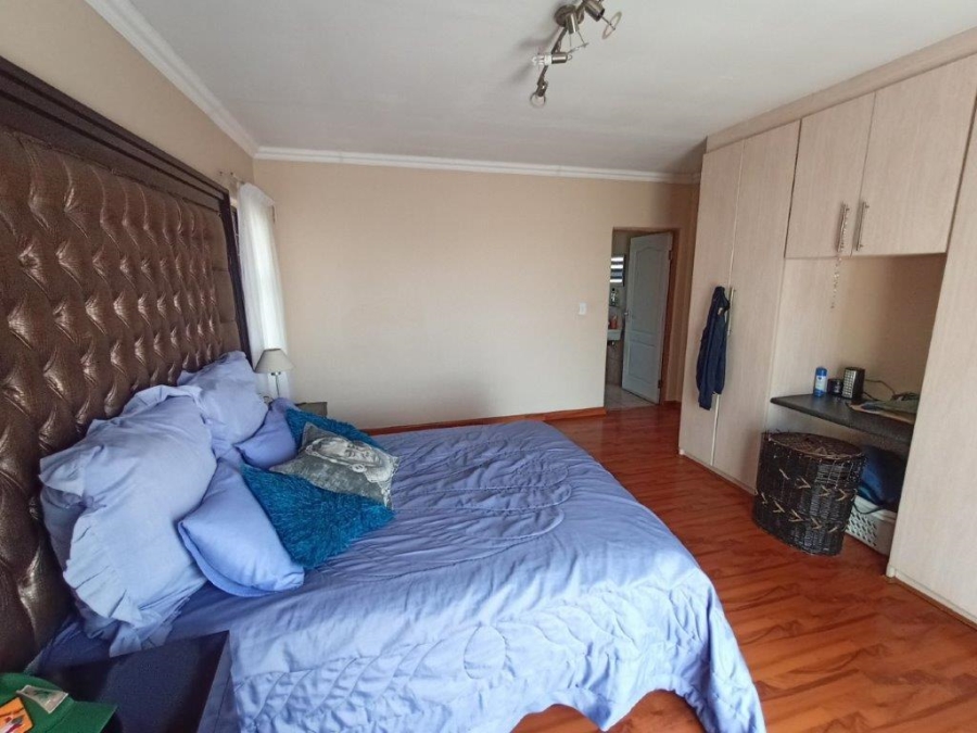 3 Bedroom Property for Sale in Vanderbijlpark SE 8 Gauteng