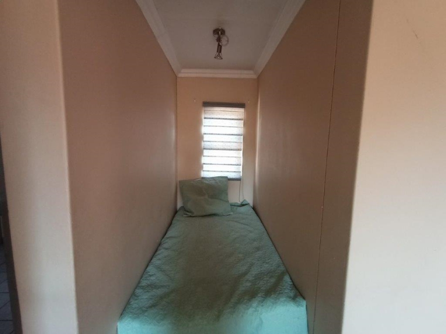 3 Bedroom Property for Sale in Vanderbijlpark SE 8 Gauteng