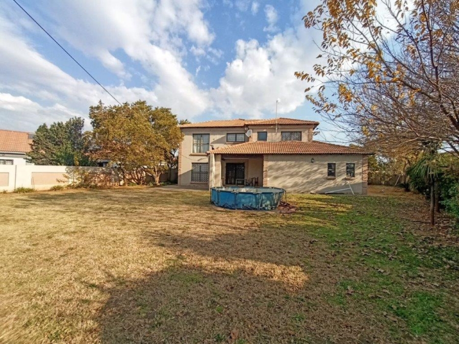 3 Bedroom Property for Sale in Vanderbijlpark SE 8 Gauteng