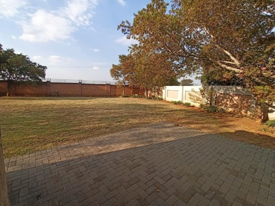 3 Bedroom Property for Sale in Vanderbijlpark SE 8 Gauteng