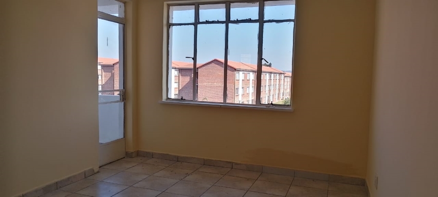 To Let 1 Bedroom Property for Rent in Edenvale Central Gauteng