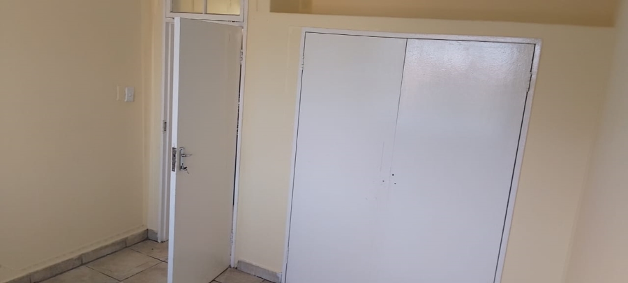 To Let 1 Bedroom Property for Rent in Edenvale Central Gauteng