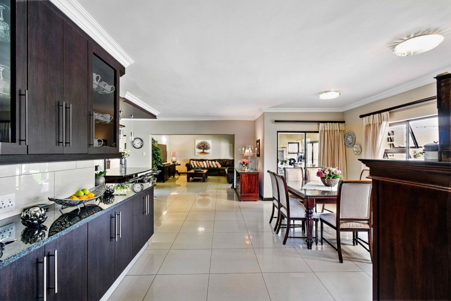 4 Bedroom Property for Sale in Zambezi Country Estate Gauteng