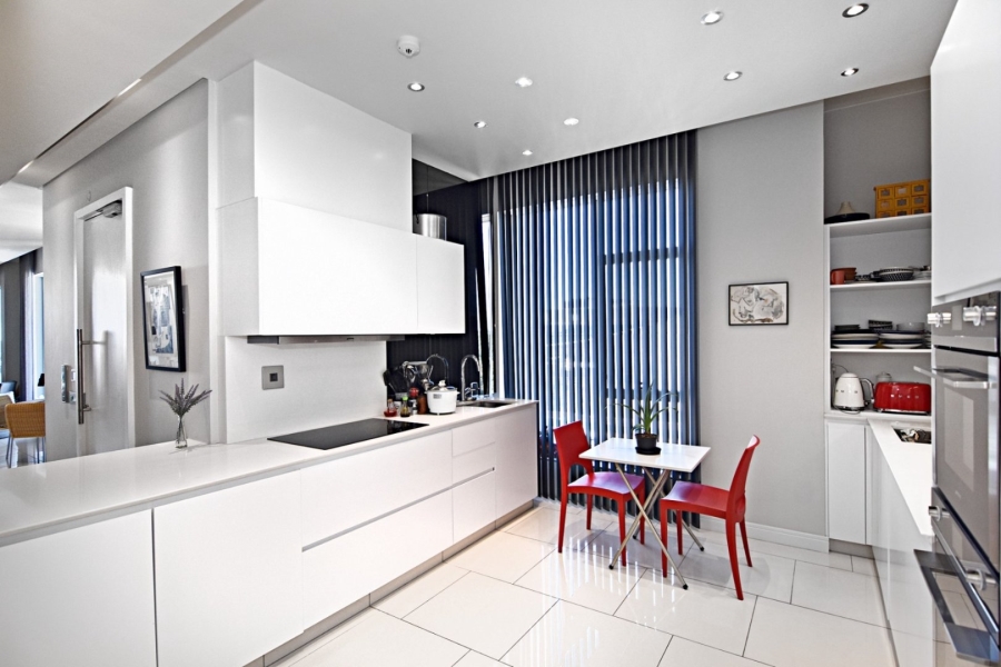 3 Bedroom Property for Sale in Sandhurst Gauteng