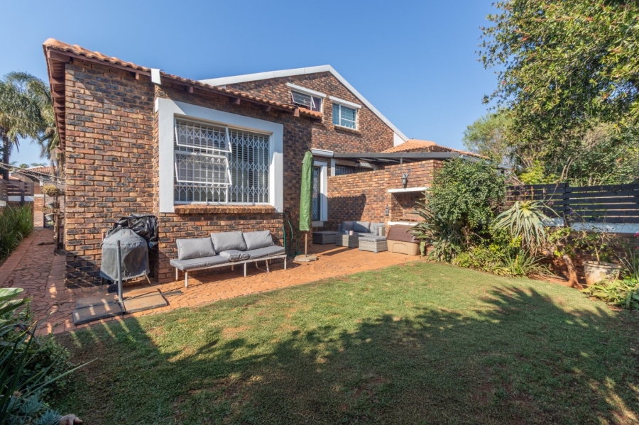 3 Bedroom Property for Sale in Weltevreden Park Gauteng