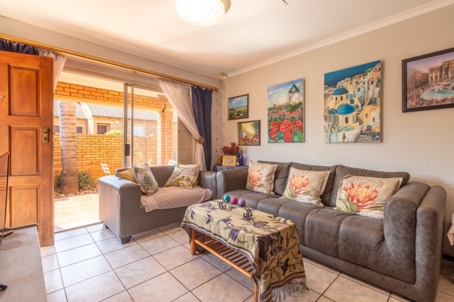 3 Bedroom Property for Sale in Weltevreden Park Gauteng
