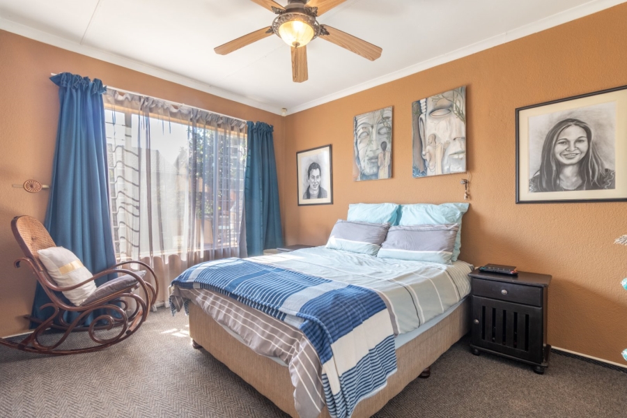 3 Bedroom Property for Sale in Weltevreden Park Gauteng