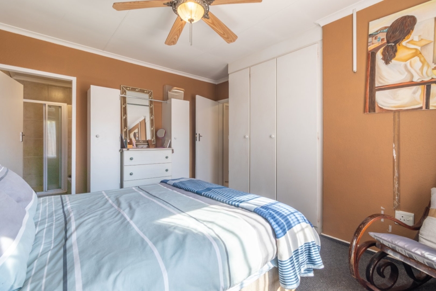 3 Bedroom Property for Sale in Weltevreden Park Gauteng