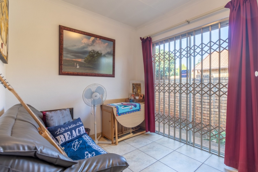 3 Bedroom Property for Sale in Weltevreden Park Gauteng