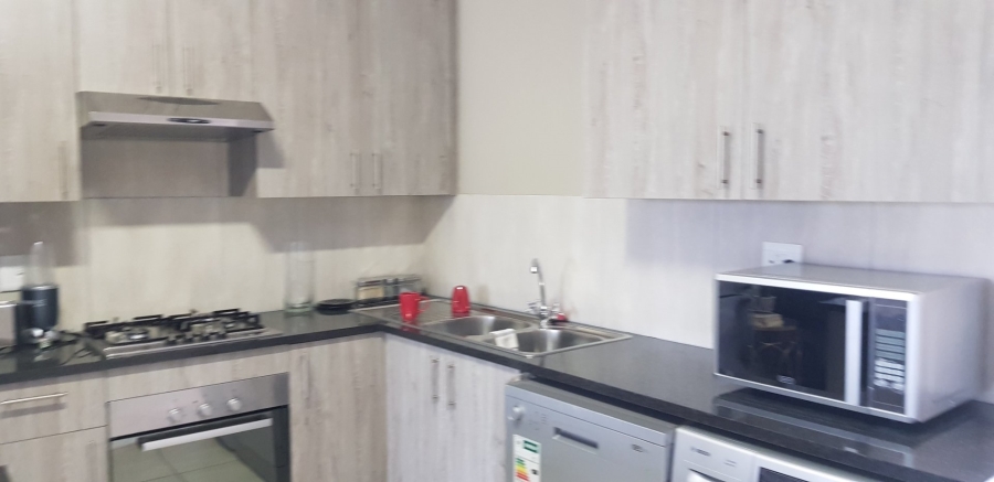 To Let 2 Bedroom Property for Rent in Glen Austin Gauteng