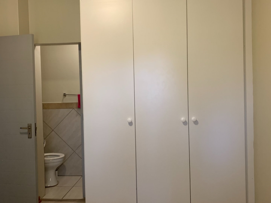 To Let 2 Bedroom Property for Rent in Glen Austin Gauteng