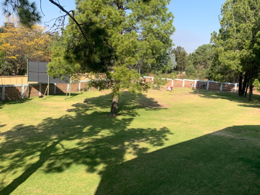 To Let 2 Bedroom Property for Rent in Glen Austin Gauteng