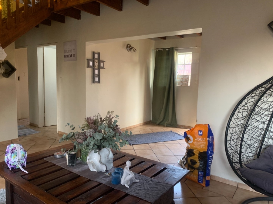 To Let 2 Bedroom Property for Rent in Zwartkop Gauteng
