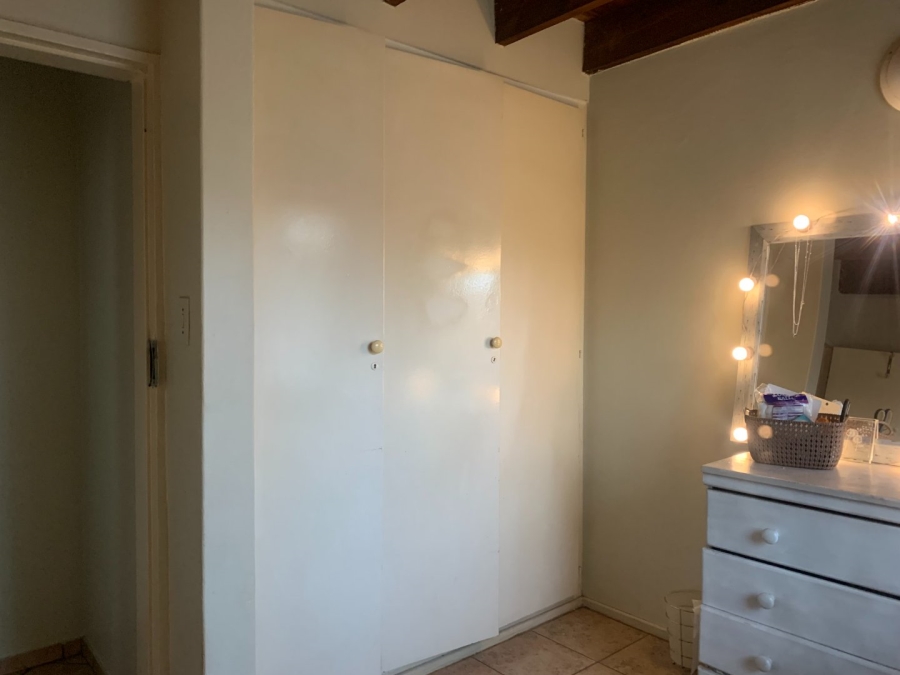 To Let 2 Bedroom Property for Rent in Zwartkop Gauteng