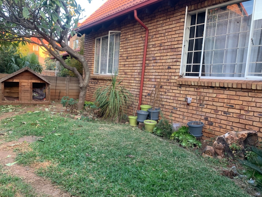To Let 2 Bedroom Property for Rent in Zwartkop Gauteng