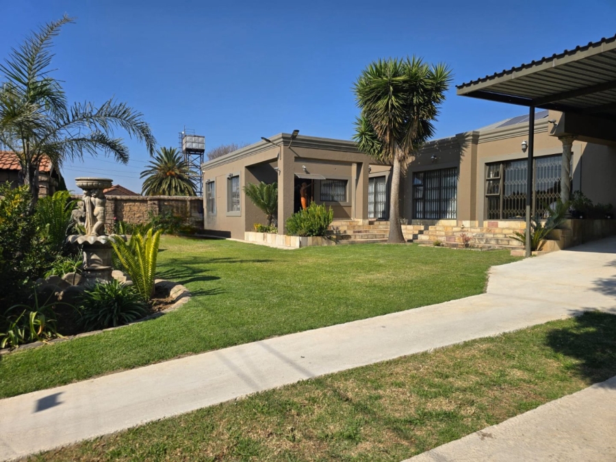 3 Bedroom Property for Sale in The Hill Gauteng