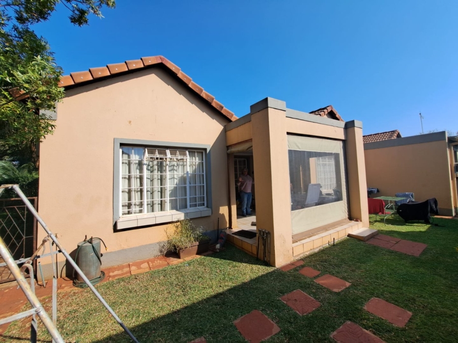 2 Bedroom Property for Sale in Montana Gauteng