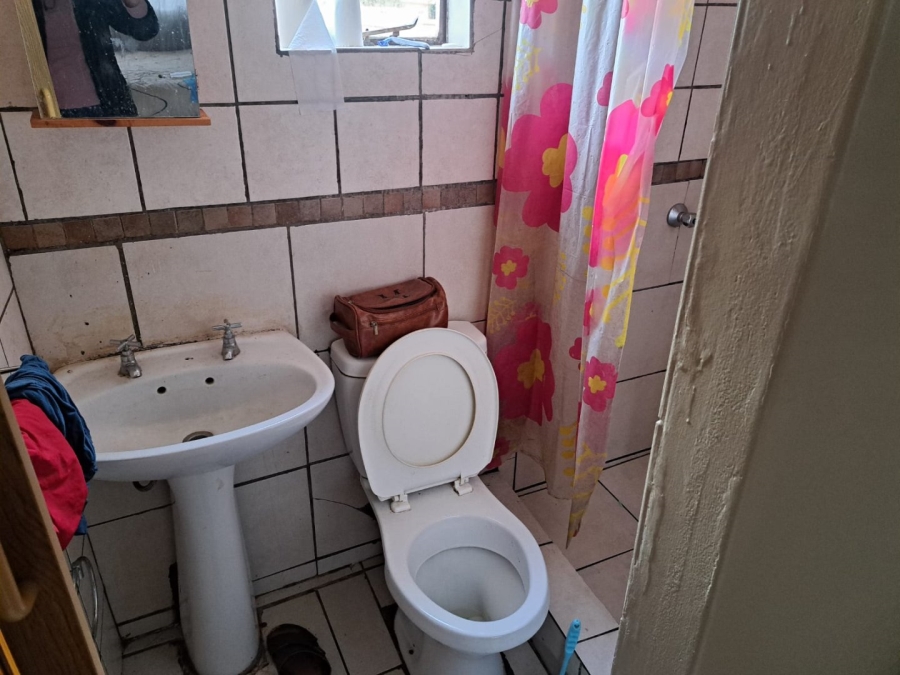 6 Bedroom Property for Sale in Sinoville Gauteng