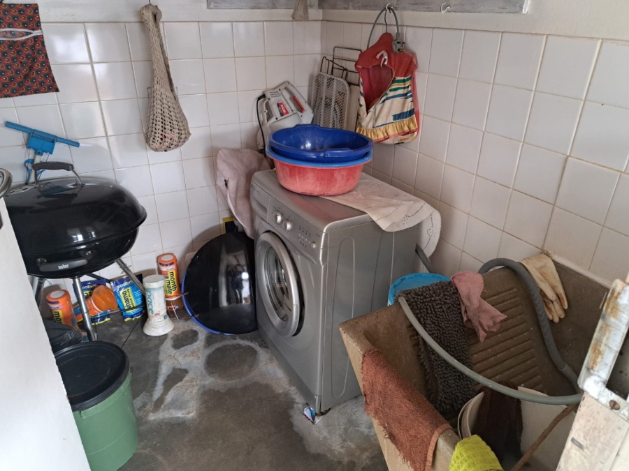 6 Bedroom Property for Sale in Sinoville Gauteng