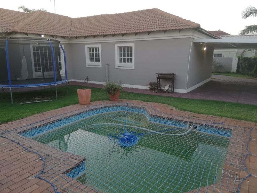 To Let 3 Bedroom Property for Rent in Doornpoort Gauteng