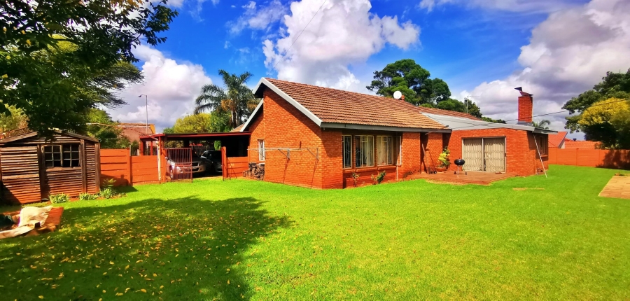 3 Bedroom Property for Sale in Elardus Park Gauteng