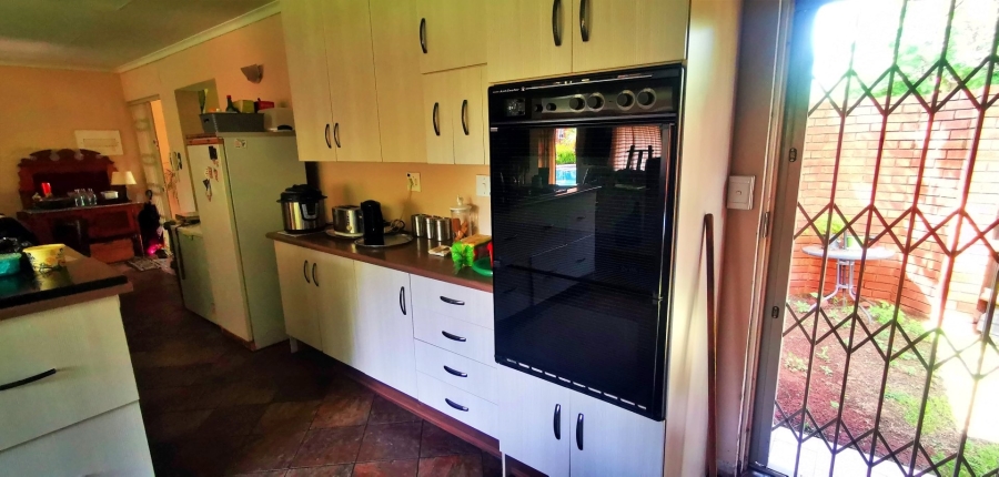 3 Bedroom Property for Sale in Elardus Park Gauteng