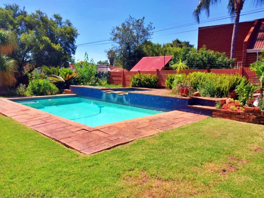 3 Bedroom Property for Sale in Elardus Park Gauteng