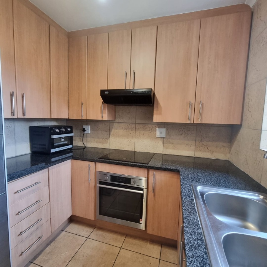 4 Bedroom Property for Sale in Ruimsig Noord Gauteng
