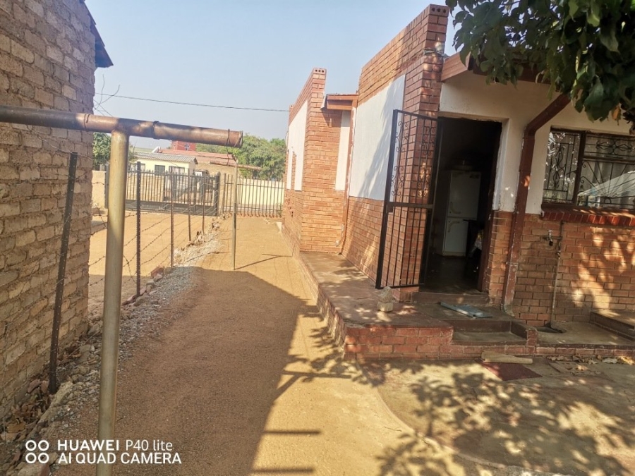 3 Bedroom Property for Sale in Soshanguve HH Gauteng