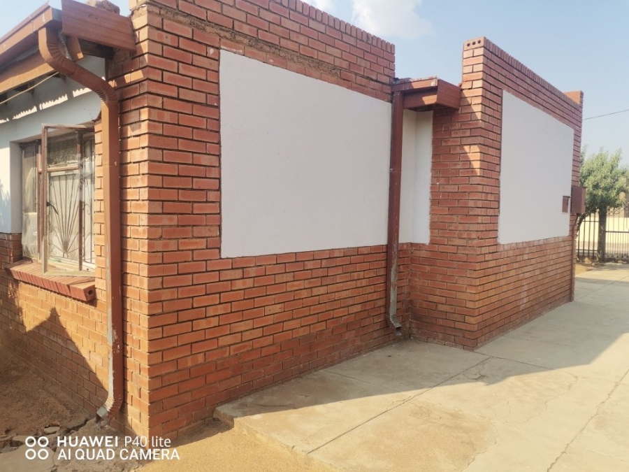 3 Bedroom Property for Sale in Soshanguve HH Gauteng