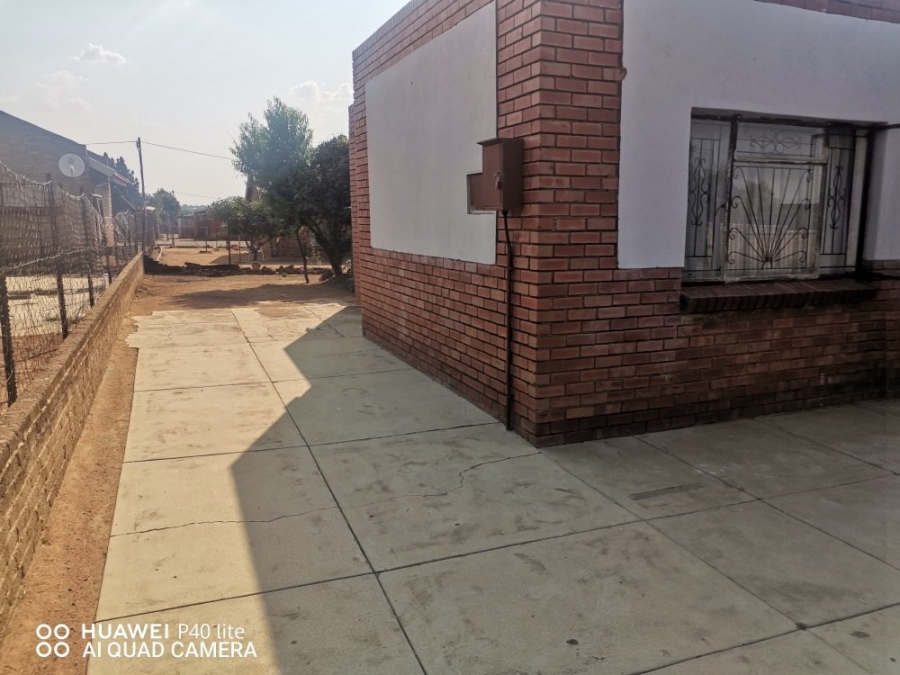 3 Bedroom Property for Sale in Soshanguve HH Gauteng