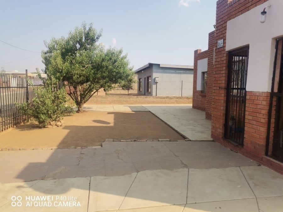 3 Bedroom Property for Sale in Soshanguve HH Gauteng