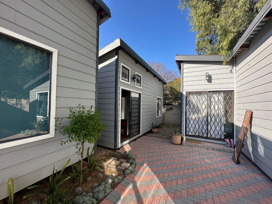 To Let 1 Bedroom Property for Rent in Randhart Gauteng