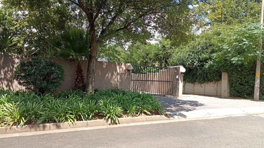 To Let 1 Bedroom Property for Rent in Randhart Gauteng