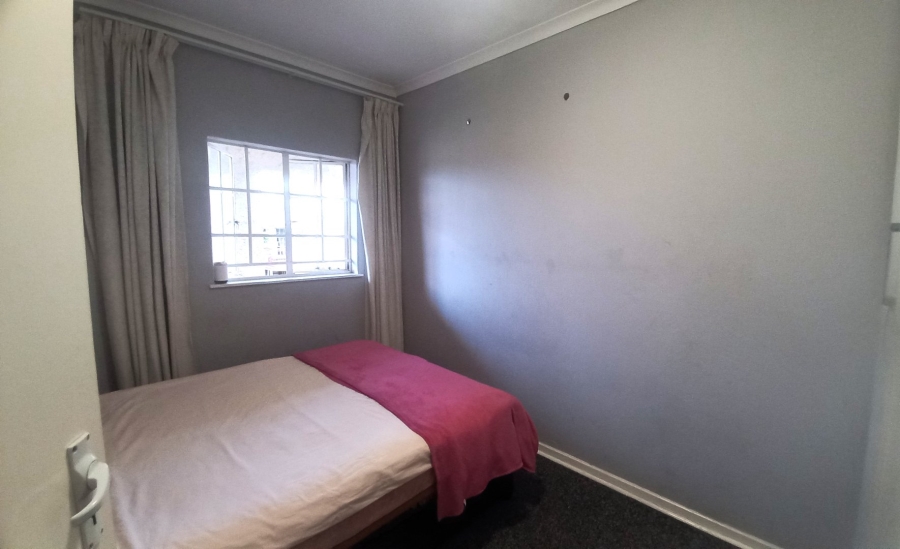 2 Bedroom Property for Sale in Noordwyk Gauteng