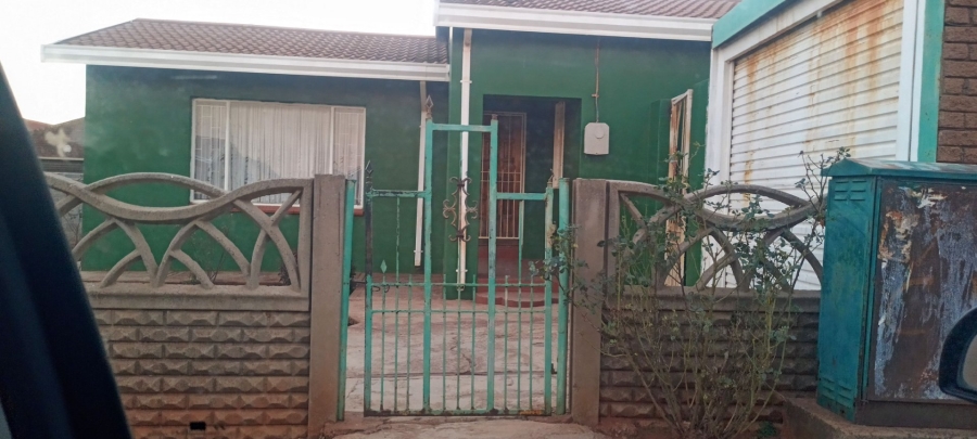 3 Bedroom Property for Sale in Sebokeng Zone 10 Gauteng
