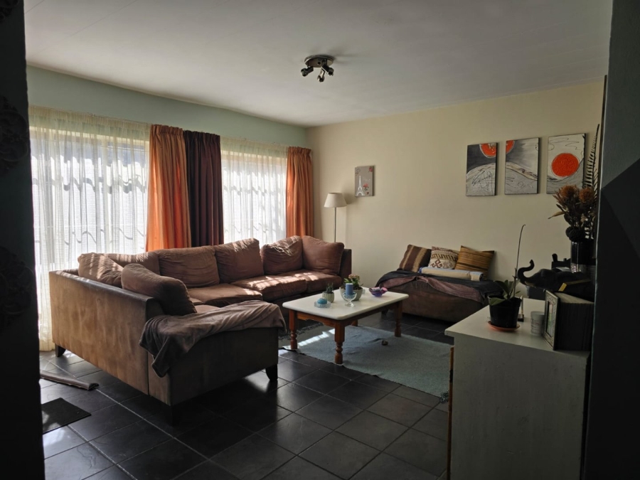 2 Bedroom Property for Sale in Marlands Gauteng