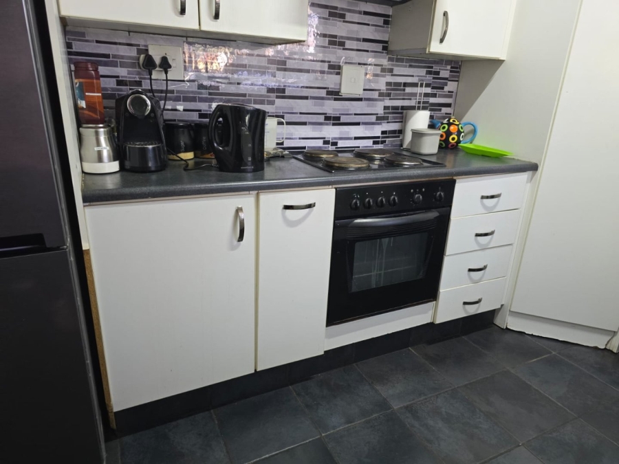2 Bedroom Property for Sale in Marlands Gauteng