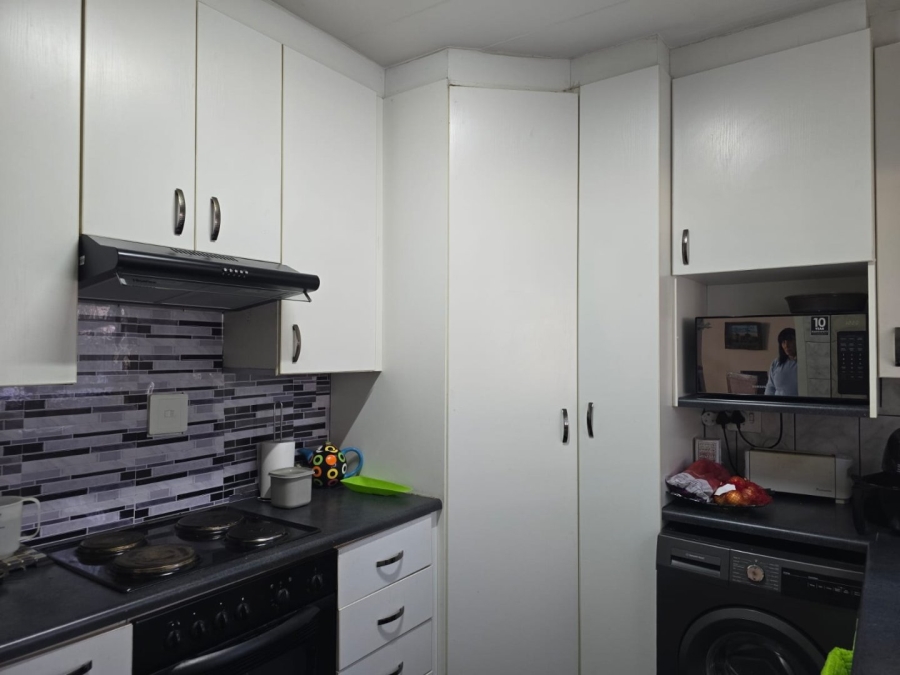 2 Bedroom Property for Sale in Marlands Gauteng