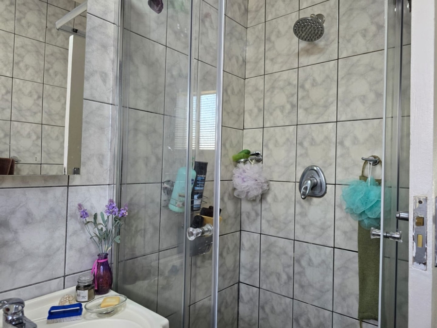 2 Bedroom Property for Sale in Marlands Gauteng