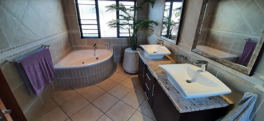 3 Bedroom Property for Sale in Sunward Park Gauteng
