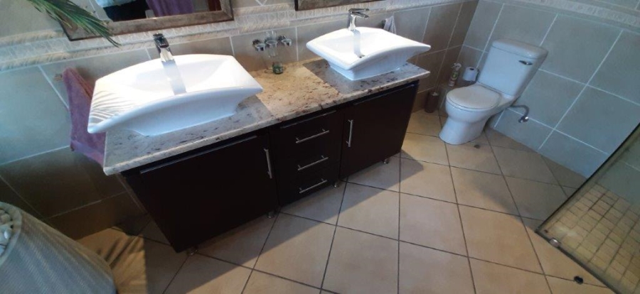 3 Bedroom Property for Sale in Sunward Park Gauteng