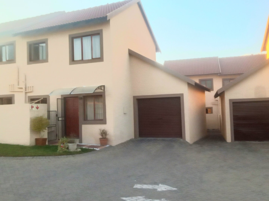 2 Bedroom Property for Sale in Carlswald Gauteng