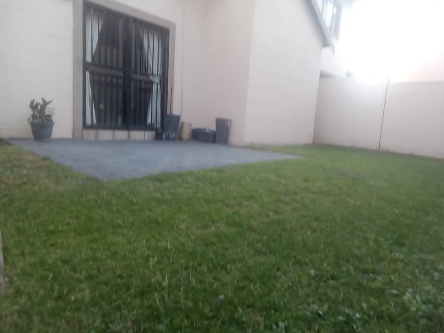 2 Bedroom Property for Sale in Carlswald Gauteng