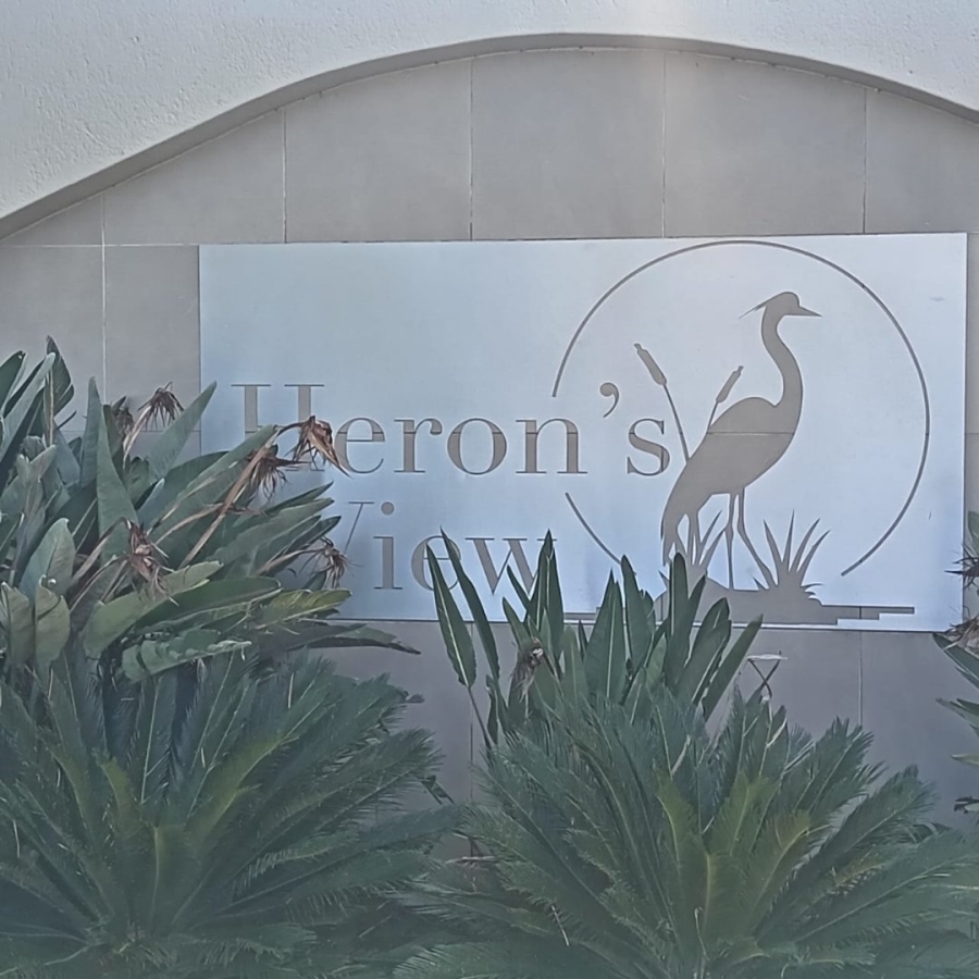 To Let 4 Bedroom Property for Rent in Noordwyk Gauteng