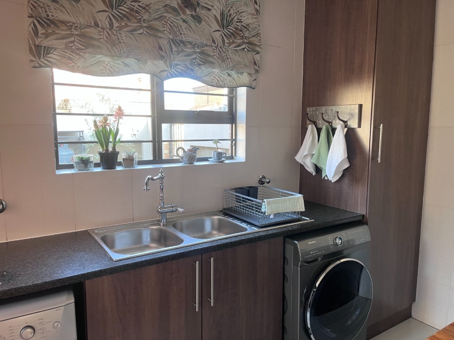 2 Bedroom Property for Sale in Pomona Gauteng